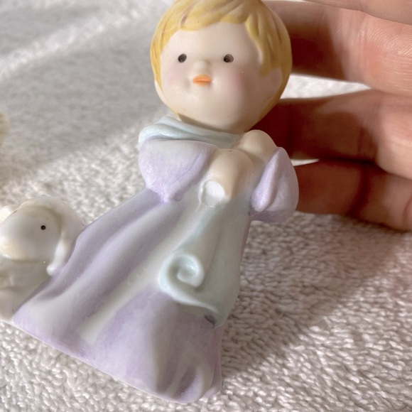 Vintage 1986 Avon Heavenly Blessings Nativity Collection Ceramic Figurines - Picture 5 of 15